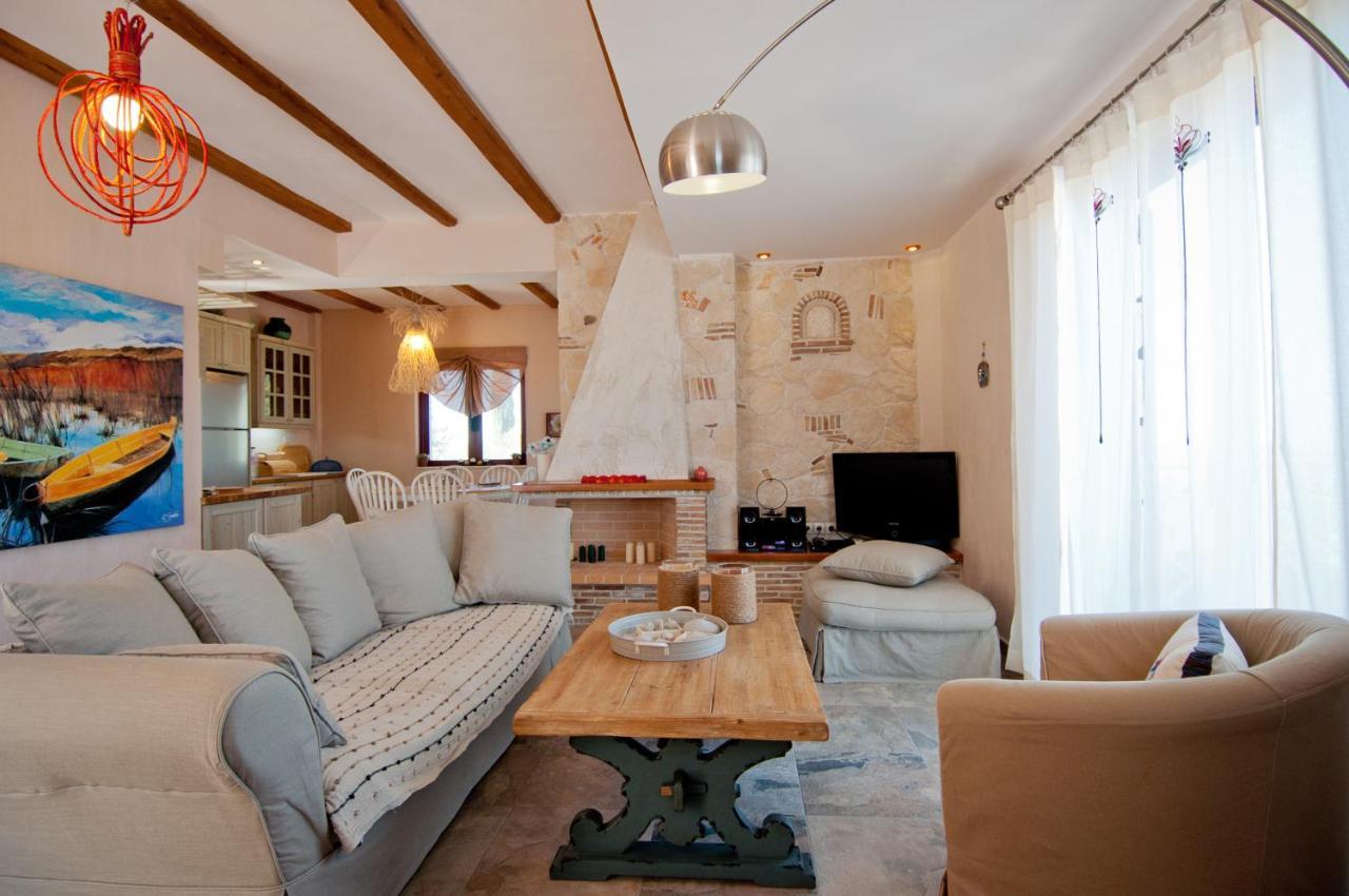 Amorosa Villas Lagopodhon Zewnętrze zdjęcie